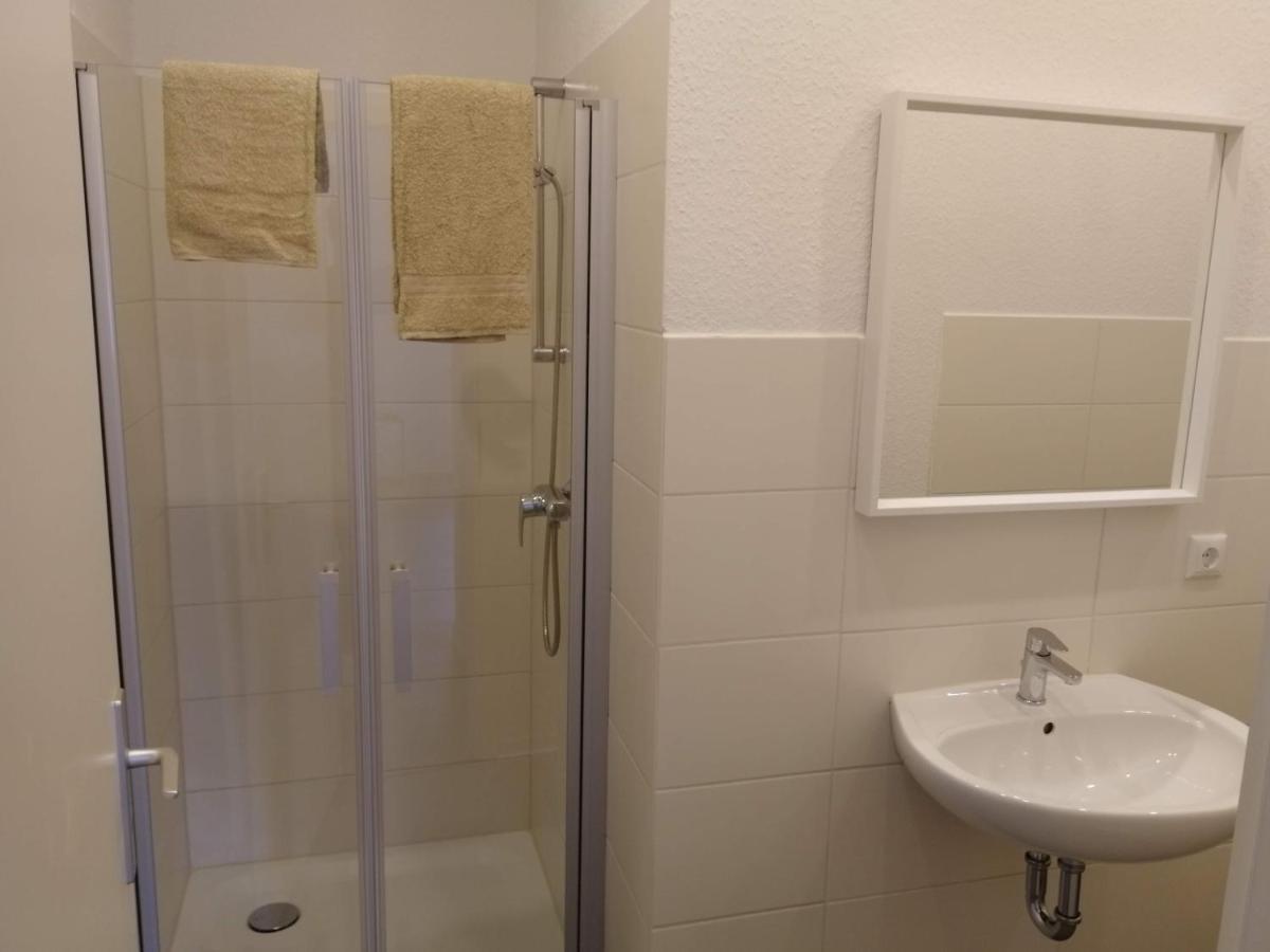 Haupthaus Moeblierte Zimmer Mit Eigenem Bad ユルツェン エクステリア 写真